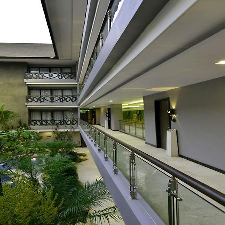 Amaroossa Suite Bali Нуса-Дуа Екстер'єр фото